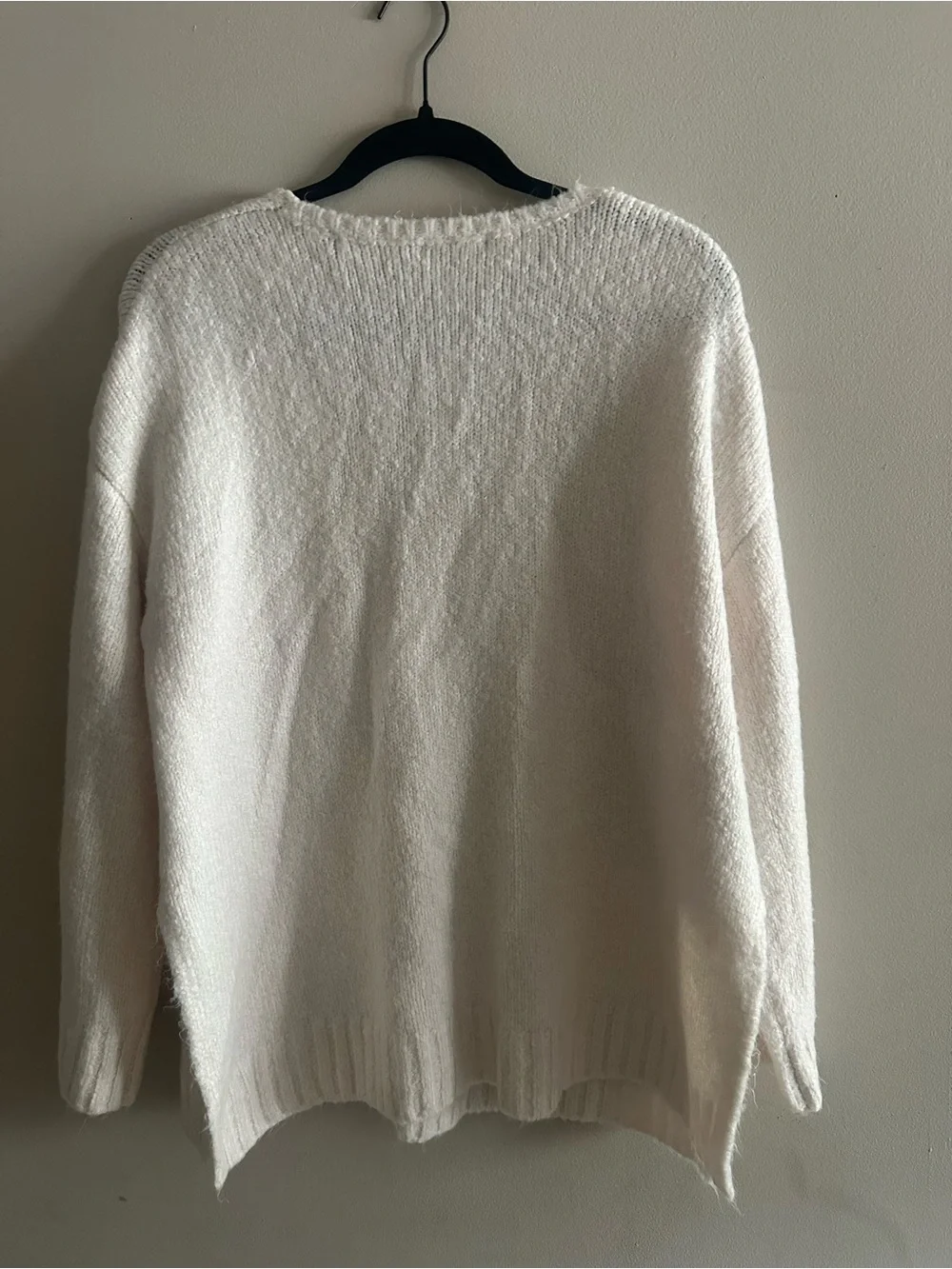Z Supply Women's Off-White V-Neck Knit Sweater